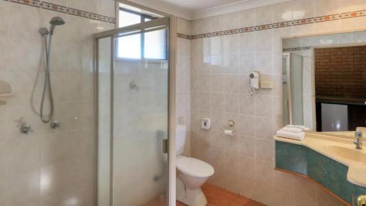 James Street Motor Inn - 57