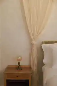 Shila Athens - 30