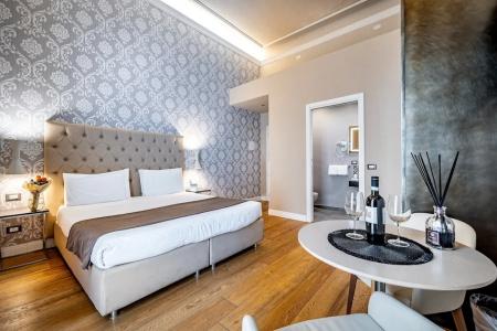 Martelli 6 Suite & - 85