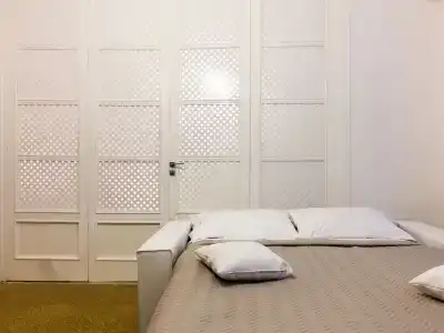Suite in Center - 0