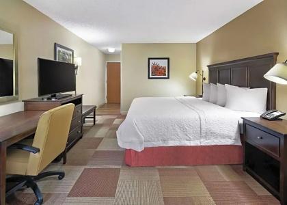 Hampton Inn Dallas-Irving-Las Colinas - 35
