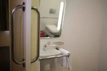 ibis Copacabana Posto 5 - 8