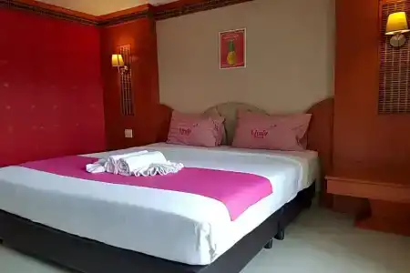 Poonsook Phitsanulok Sha Plus - 104