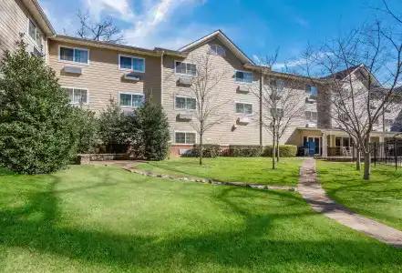 Hawthorn Suites by Wyndham Fort Benning - 9