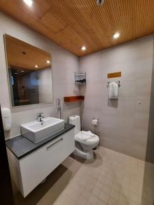 Levi Suites Levi Gold - 278