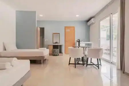 Bamboo Suites Boutique - 113