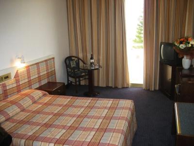 Crown Resorts Henipa - 2