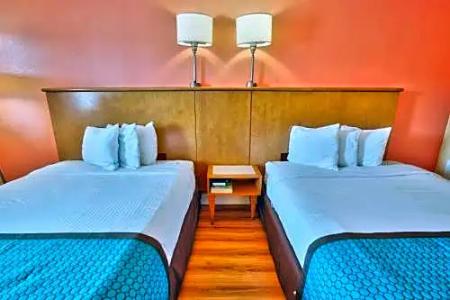 Seashire Inn & Suites - 35