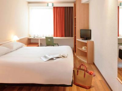 ibis Stuttgart Centrum - 4