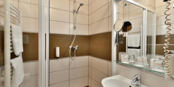 City Inn - 8