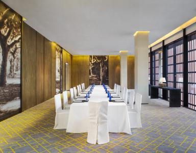 Hualuxe Shanghai Twelve At Hengshan, An Ihg - 39