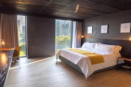 Fulton Business Luxury - 1