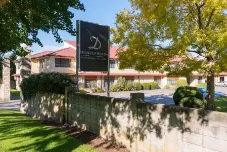 Distinction & Conference Centre - 20