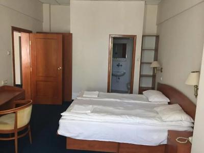 Hostel Elena - 30
