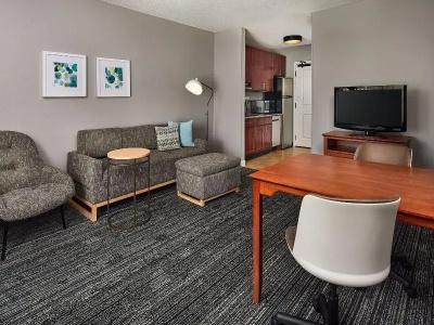 TownePlace Suites by Marriott South - 45