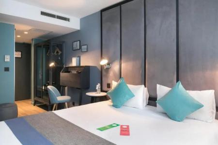 Quality & Suites Bercy Bibliothèque by HappyCulture - 75