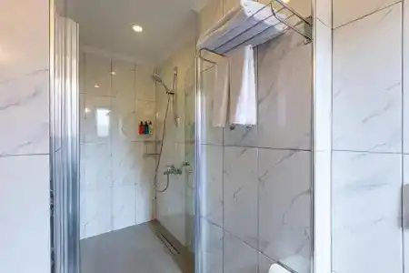 Seraglio & Suites - 64
