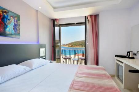 Datca Sapphire - 52