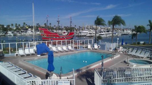 Sea Captain on the Bay - 8