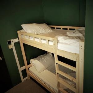 Wink Capsule Hostel @ Chinatown (SG Clean) - 50