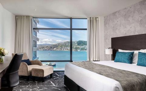 Rydges - 77