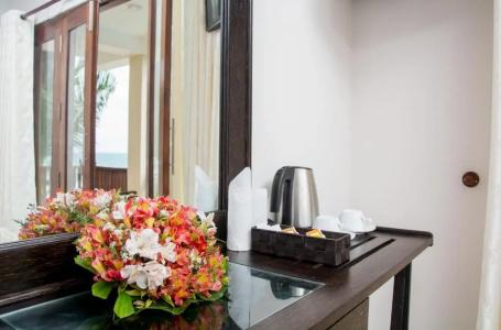 Sapphire Seas Beachfront - 4