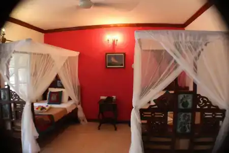 Langi Langi Beach Bungalows - 1