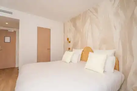 Idéal Hôtel Design - 51