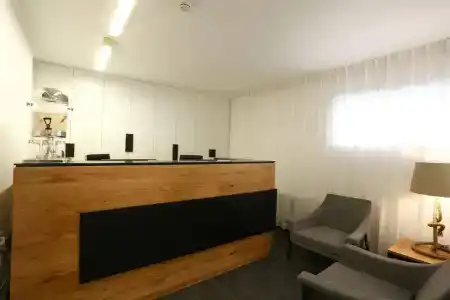 Dizengoff Avenue Boutique - 1