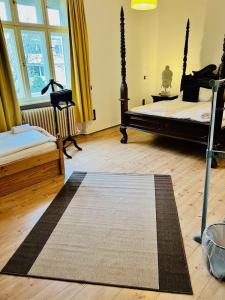 Nest - 55