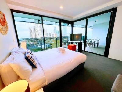 Moorings On Cavill Surfers Paradise - 165