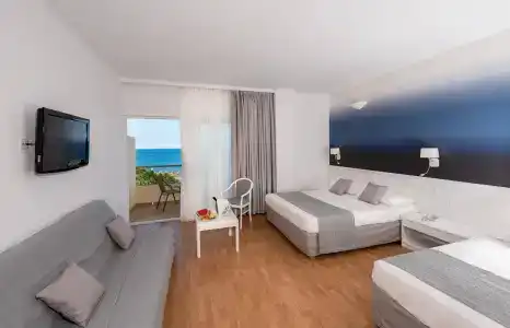 Blue Sea Beach Resort - 5