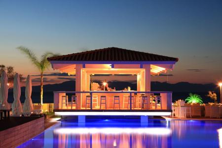 Villa Di Mare Seaside Suites - 42