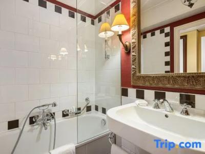 Kipling Manotel - 52