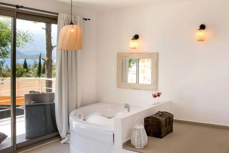 Villa Kale Suites with heated pool in winter - 101