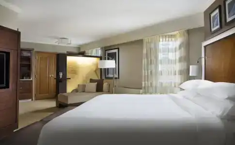 The Marriott Cornhusker - 1