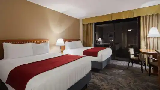 Best Western Plus Bayside Inn - 121