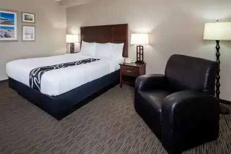 La Quinta by Wyndham - 5
