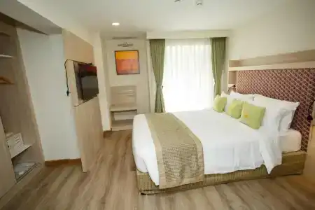 Crowne Imperial - 86