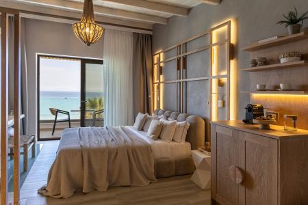 Blue Carpet Luxury Suites - 135