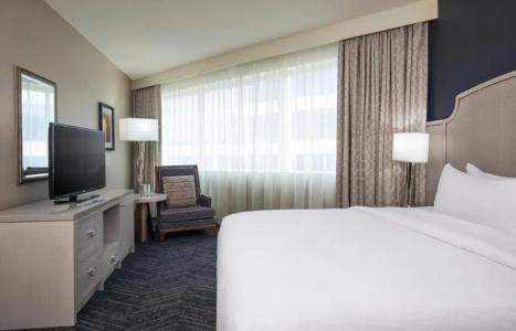 DoubleTree by Hilton Nashville Downtown - 46