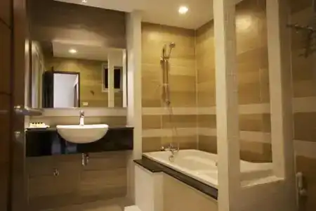 April Suites - 31
