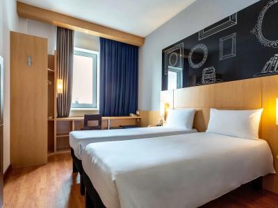 ibis Kiev City Center - 6