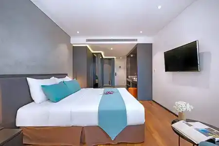 The Code & Spa - 54