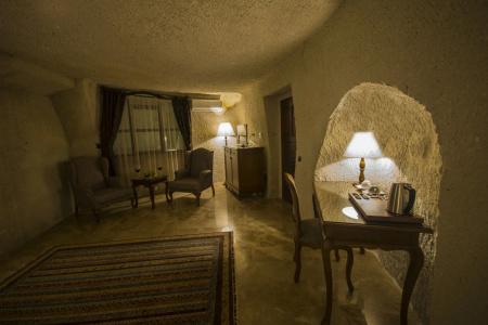 Artemis Cave Suites & Spa - 18