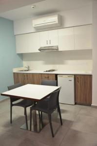 Sweet Memories Apts - 11