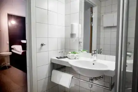Fredrikstenl - 7