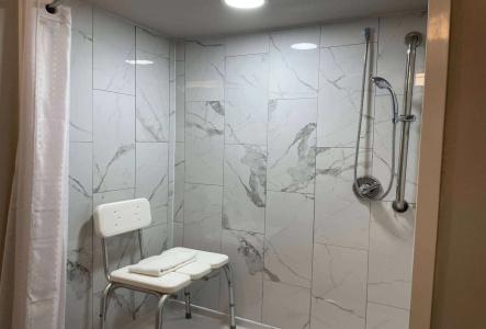 Microtel Inn and Suites by Wyndham / Shreveport - 8