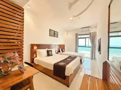 Da Nang Bay - 41