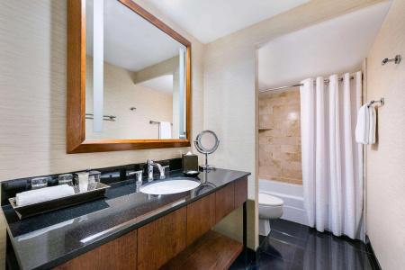Hyatt Regency Houston - 30